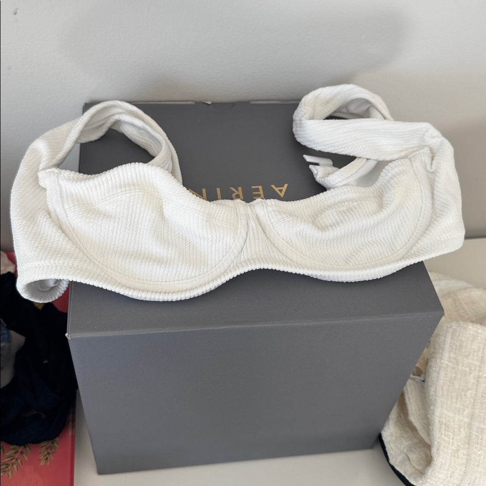 Tropic Of C South Pacific Bikini Top Size S - Picture 2 of 3
